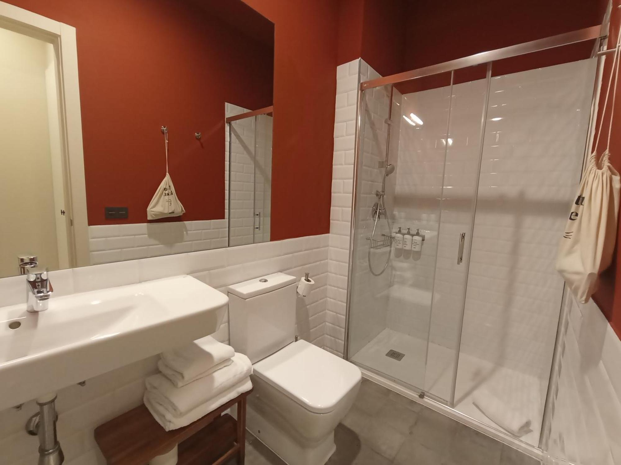 Uma Suites Parada Del Marques Севилья Экстерьер фото