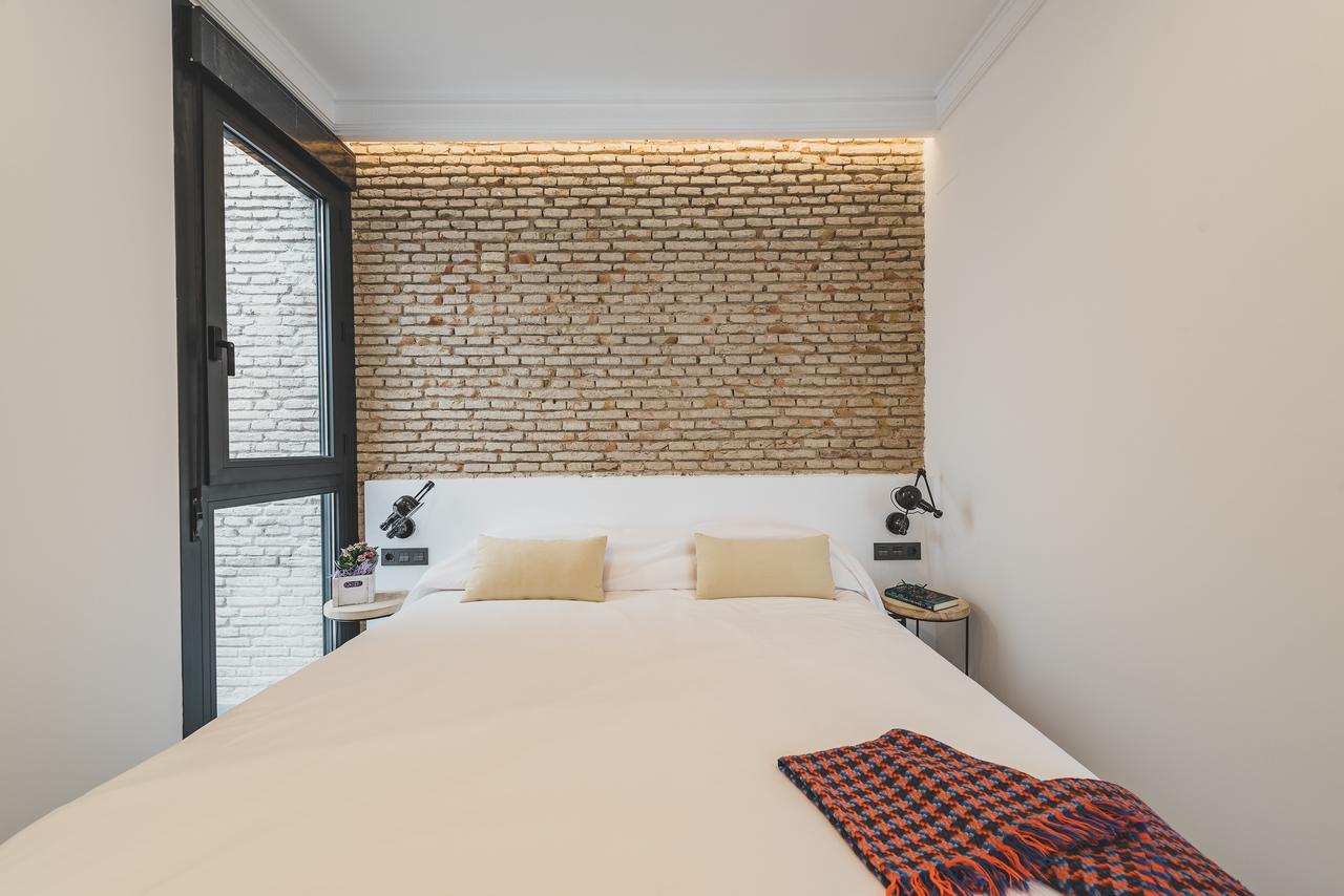 Uma Suites Parada Del Marques Севилья Экстерьер фото