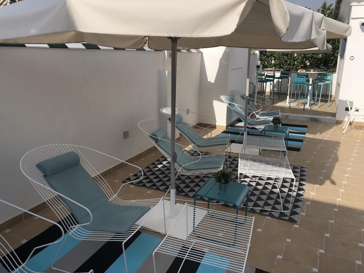Uma Suites Parada Del Marques Севилья Экстерьер фото